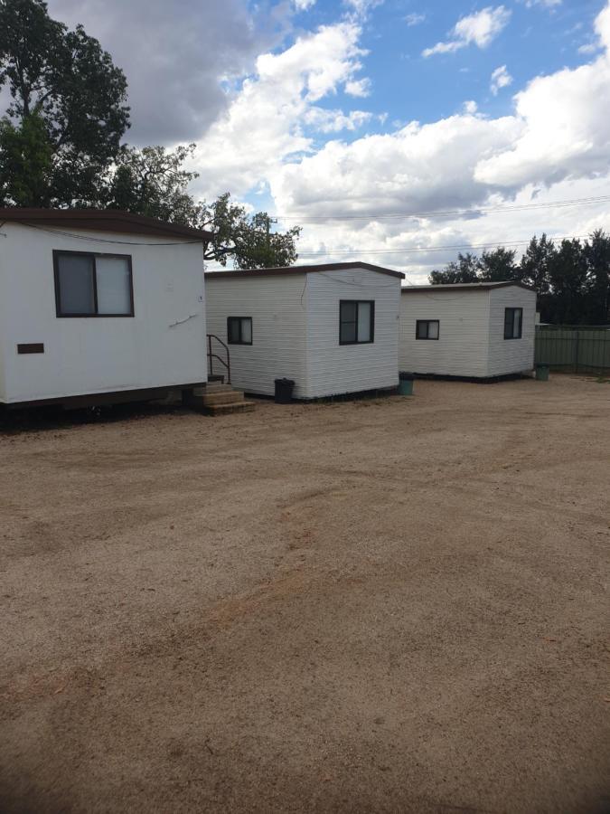 Newell Hwy Caravan Park Parkes Kültér fotó