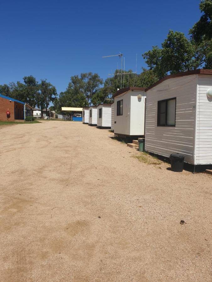 Newell Hwy Caravan Park Parkes Kültér fotó